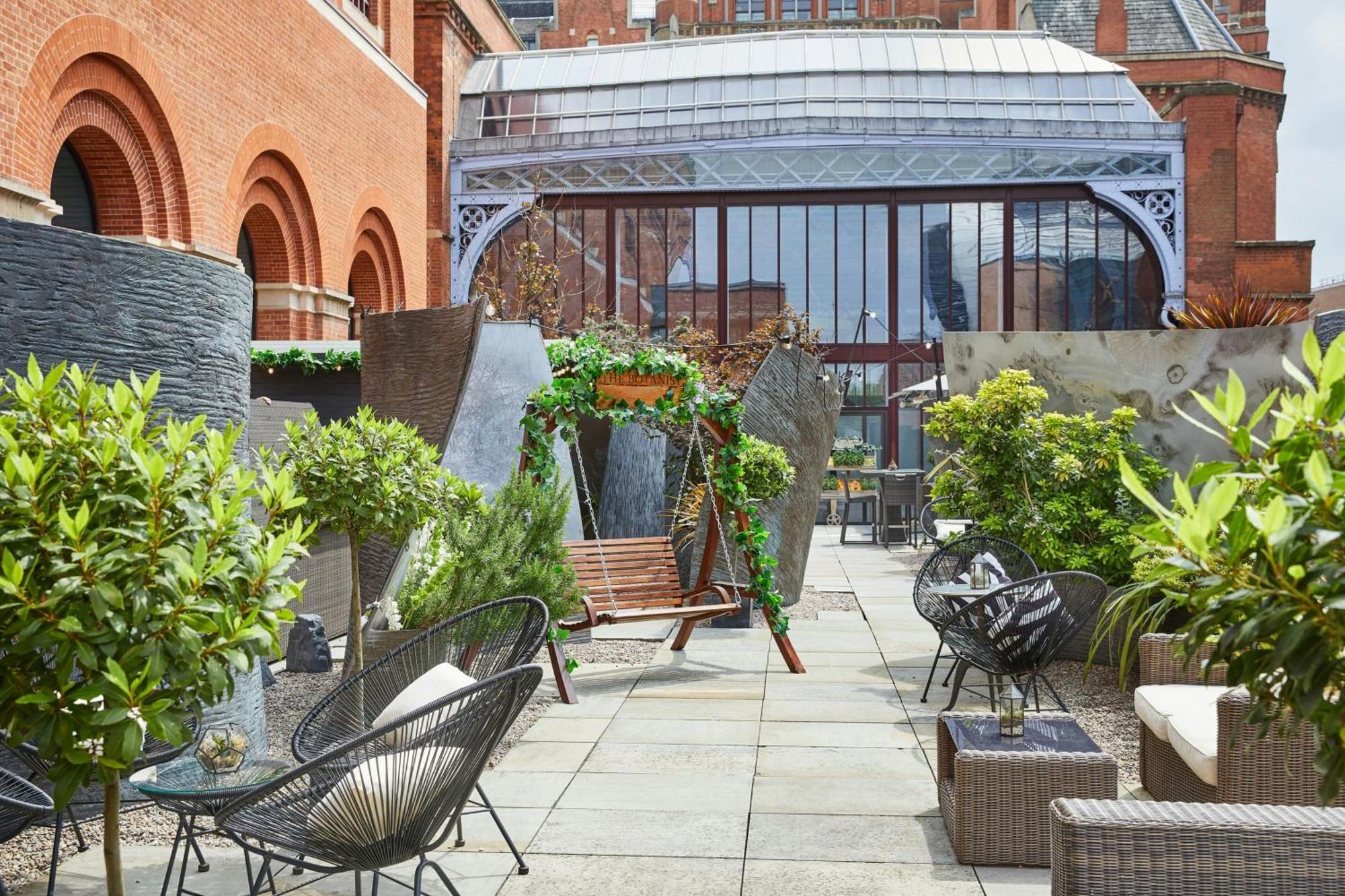 St. Pancras Renaissance Hotel London Ngoại thất bức ảnh The rooftop garden
