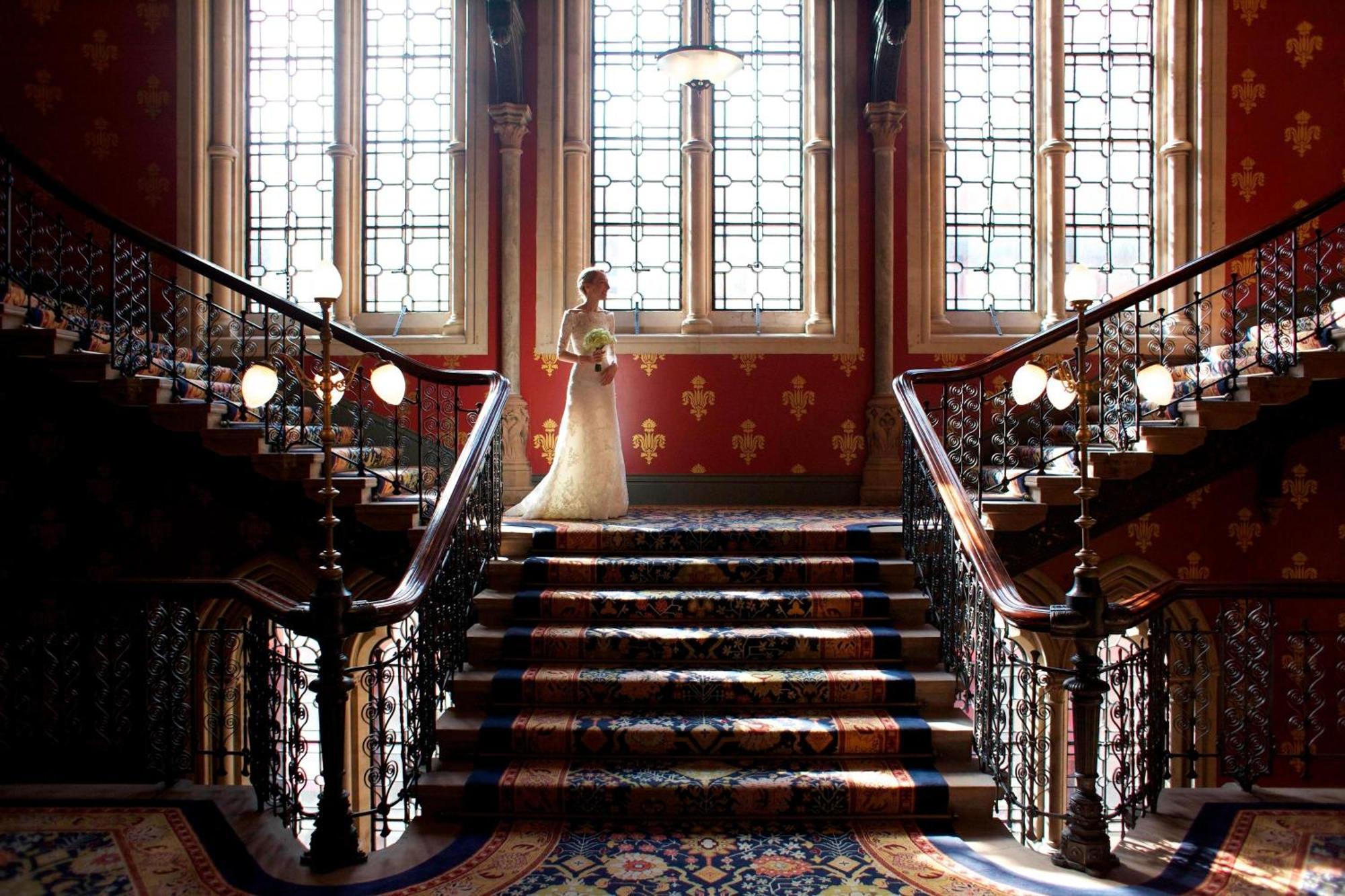 St. Pancras Renaissance Hotel London Ngoại thất bức ảnh The staircase