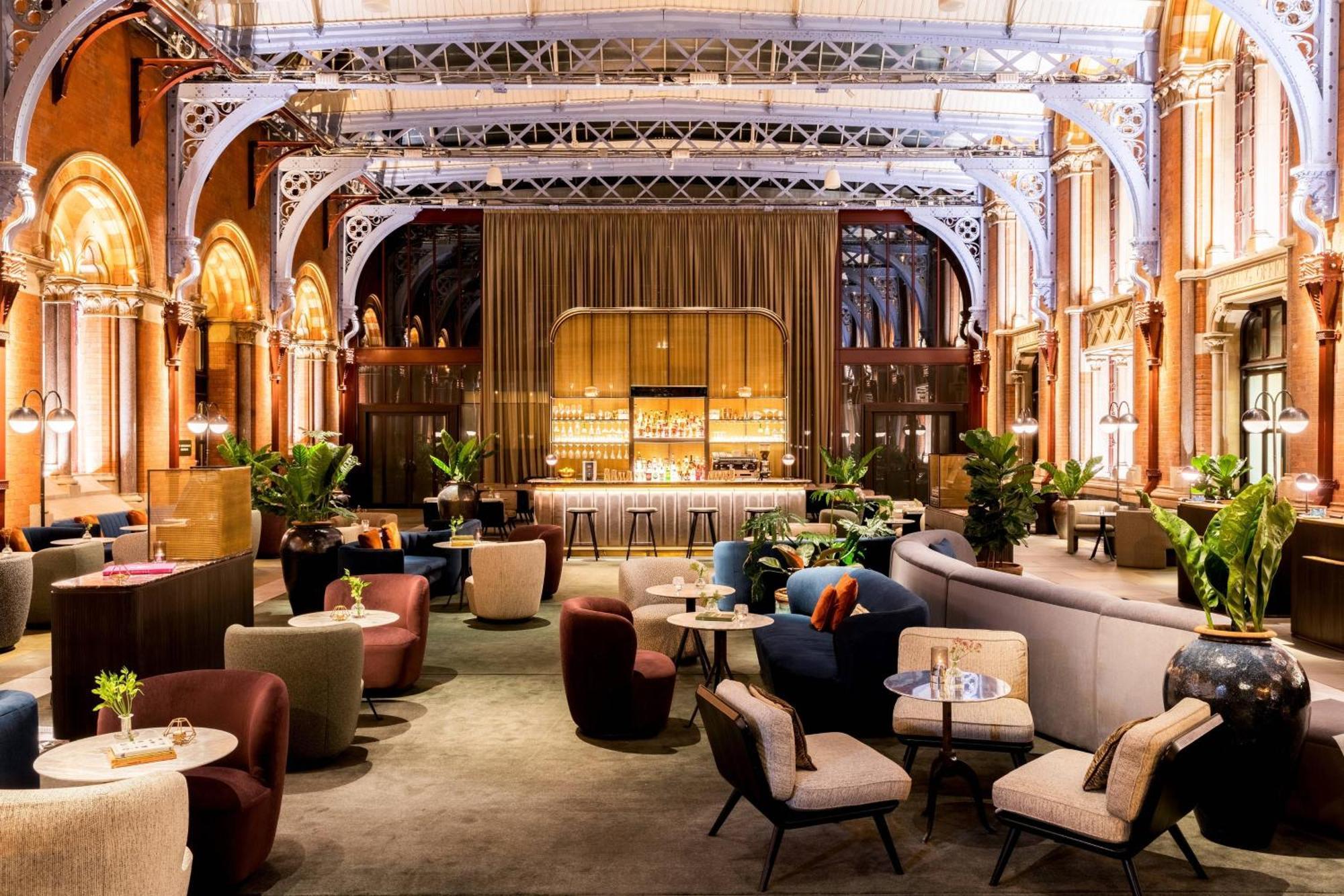 St. Pancras Renaissance Hotel London Ngoại thất bức ảnh The Bar at The Standard London